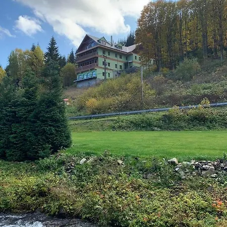 شقة Apartman Na Horach - Karlov Pod Pradedem *